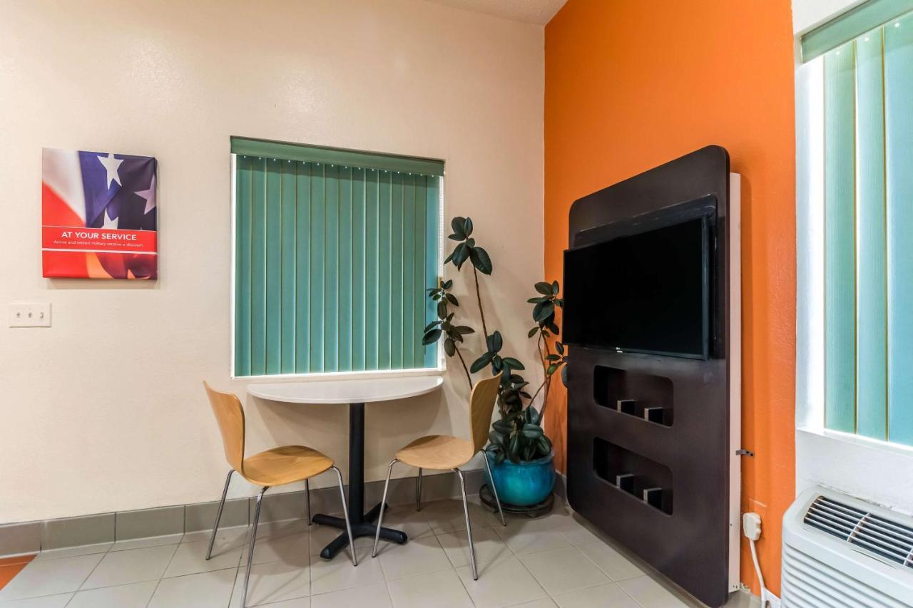Motel 6-Raleigh, Nc - Cary Ngoại thất bức ảnh