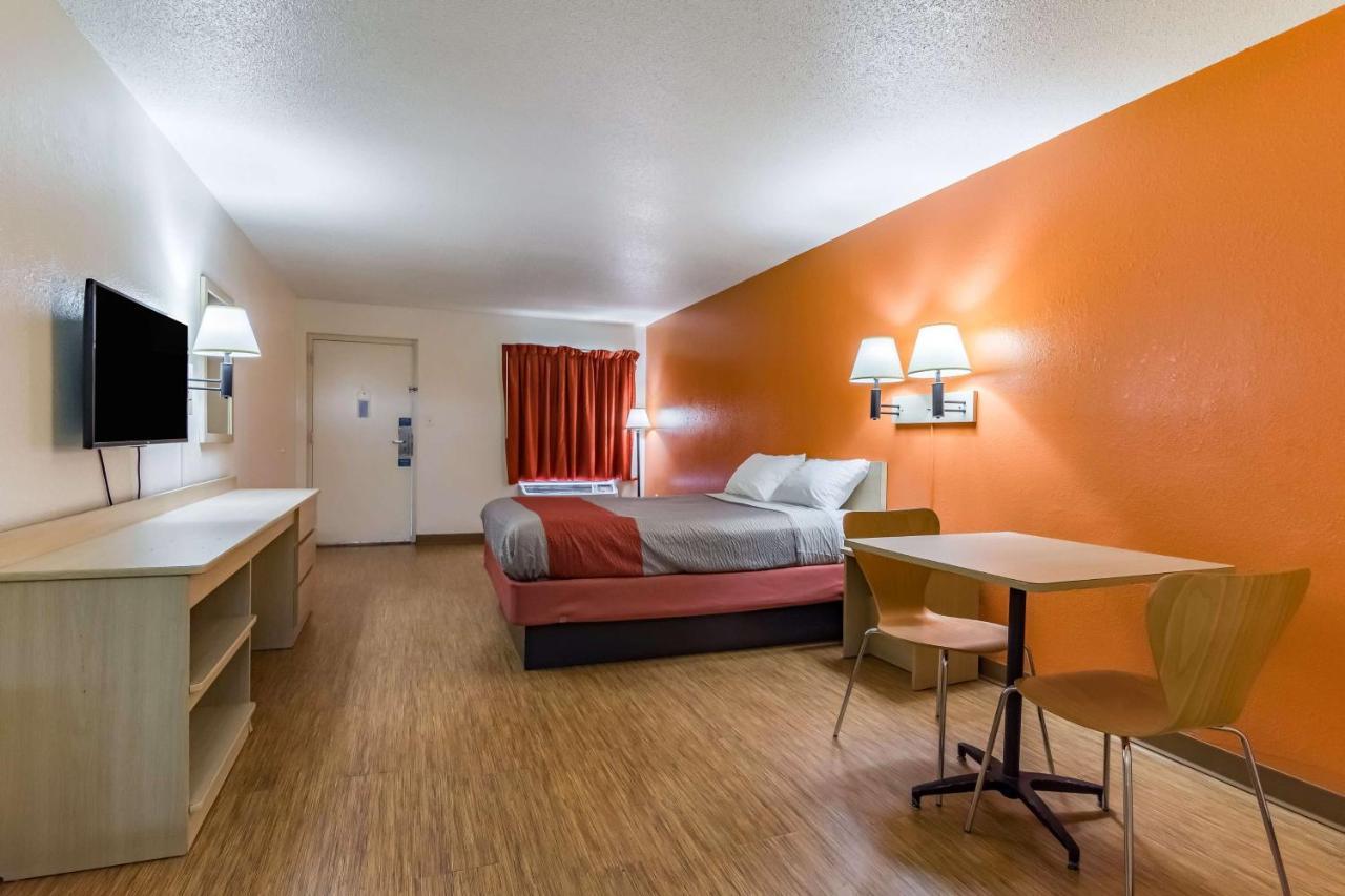 Motel 6-Raleigh, Nc - Cary Ngoại thất bức ảnh